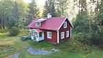 Außenansicht von Hus Blommekulla bei Högsby – Ferienhaus im Wald in Småland nahe zwei Seen - Hus Blommekulla - Top-Hundeurlaub