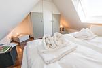 Schlafzimmer - Art your Life - Haus Bundiswung, Whg. 2 - Top-Hundeurlaub