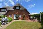 Hauptansicht - Friesenhaus Käpt'n Hahn, Hausteil 02 - Top-Hundeurlaub