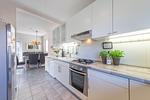 Küche / Küchenzeile - 6 East – großzügiges Ferienhaus mit Garten - Top-Hundeurlaub