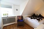 Schlafzimmer - „Sunny Side“ - Seestraße 2B, App. 24 - Top-Hundeurlaub