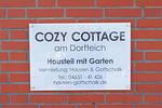 Fassade / Eingang - COZY COTTAGE am Dorfteich - Bi Kiar 2a - Top-Hundeurlaub