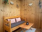 Überdachte Terrasse im Ferienhaus Sillys Hus in Småland - Syllis Hus - Top-Hundeurlaub