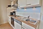 Küche / Küchenzeile - Villa Westend - Wohnung 3 - Top-Hundeurlaub
