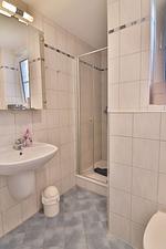 Badezimmer - Villa Westend - Wohnung 2 - Top-Hundeurlaub