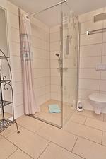 Badezimmer - Villa Westend - Wohnung 4 - Top-Hundeurlaub