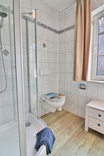 Badezimmer - Villa Westend - Häuschen - Top-Hundeurlaub