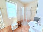 Badezimmer - Ferienhaus Carlo - renoviert 2025, top Lage - Top-Hundeurlaub