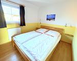 Schlafzimmer - Fewo Seelenfrieden 3 - mit Balkon für 4 Personen - Top-Hundeurlaub