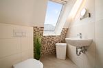Ferienhaus Nordlichter - Kugelhaus am Tollensesee - Badezimmer im Obergeschoss - Nordlichter - Top-Hundeurlaub