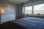 Schlafzimmer - Anja mit Strandkorb am Hauptstrand - Top-Hundeurlaub