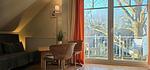 Wohnzimmer - Ferienwohnung F4 - Top-Hundeurlaub