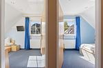 Blick auf die beiden Schlafzimmer - Am Deich Haus 24 - Top-Hundeurlaub