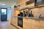 Küchenzeile mit Backofen und Spülmaschine - Wohnung 11-2 - Top-Hundeurlaub