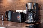 Kaffeemaschine und Toaster in der Küche - Wohnung 01 - Top-Hundeurlaub