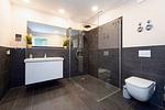 Badezimmer mit Dusche und WC - Wohnung 13 - Top-Hundeurlaub