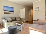 Wohnzimmer mit Couch und Sesseln - Wohnung 21 - Top-Hundeurlaub
