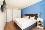 Schlafzimmer mit Doppelbett - Wohnung 08 - Top-Hundeurlaub