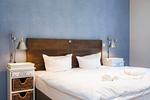 Schlafzimmer mit Doppelbett - Wohnung 10 - Top-Hundeurlaub