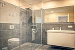 Badezimmer mit Waschbecken - Wohnung 09 - Top-Hundeurlaub