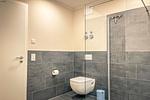 Badezimmer mit Dusche und WC - Wohnung 09 - Top-Hundeurlaub