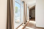 Flur mit Blick auf Balkon - Wohnung 63 - Top-Hundeurlaub
