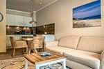 Wohnzimmer mit Blick zur Küchenzeile - Wohnung 43 - Top-Hundeurlaub