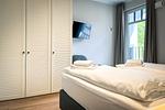 Schlafzimmer mit Kleiderschrank - Wohnung 43 - Top-Hundeurlaub