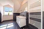 Badezimmer mit Dusche und WC - Wohnung 48 - Top-Hundeurlaub