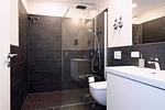 Badezimmer mit Dusche und WC - Wohnung 34 - Top-Hundeurlaub