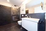 Badezimmer mit Dusche und WC - Wohnung 34 - Top-Hundeurlaub