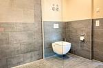 Badezimmer mit Dusche und WC - Wohnung 23 - Top-Hundeurlaub