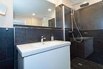 Badezimmer mit Dusche und WC - Wohnung 25 - Top-Hundeurlaub