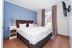 Schlafzimmer mit Doppelbett - Wohnung 27 - Top-Hundeurlaub