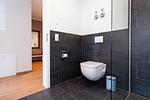 Badezimmer mit Dusche und WC - Wohnung 27 - Top-Hundeurlaub