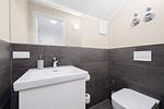 Badezimmer mit Dusche und WC - Wohnung 67 - Top-Hundeurlaub