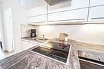 Küchenzeile mit Ceranfeld - Promenadenvilla 03 Wohnung 04 - Top-Hundeurlaub