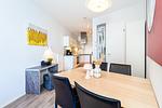 Essbereich mit Blick zur Küche - Promenadenvilla 03 Wohnung 02 - Top-Hundeurlaub