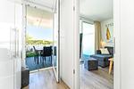 Schlafzimmer mit Blick zur Terrasse und Wohnzimmer - Promenadenvilla 03 Wohnung 02 - Top-Hundeurlaub