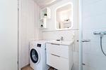 Badezimmer mit Waschmaschine - Ferienhaus 13 - Top-Hundeurlaub