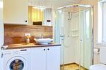 Badezimmer mit Dusche und Waschmaschine - Ferienhaus 18 - Top-Hundeurlaub