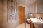 Badezimmer - Wohnung Küstenlicht mit Schwimmbad - Top-Hundeurlaub