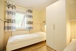 Kleiderschrank im ersten Schlafzimmer - Haus 31b - Top-Hundeurlaub