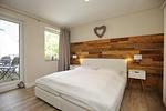 Schlafzimmer mit Doppelbett - Wohnung 39 - Top-Hundeurlaub