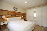 Schlafzimmer mit Kleiderschrank - Wohnung 39 - Top-Hundeurlaub
