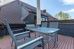 Terrasse mit Tisch und Stühlen - Boddenräuber 4 - Top-Hundeurlaub