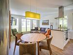 Küche / Küchenzeile - Komfortplus Ferienwohnung mit 1 Schlafzimmer und Balkon im Obergeschoss (054) - Top-Hundeurlaub