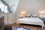 Schlafzimmer OG - Ferienhaus Haubenlerche 14 - Top-Hundeurlaub