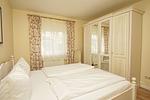 Schlafzimmer - FeWo Bodden: Terrasse - Top-Hundeurlaub