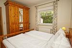Schlafzimmer - FeWo Bodden: Terrasse - Top-Hundeurlaub